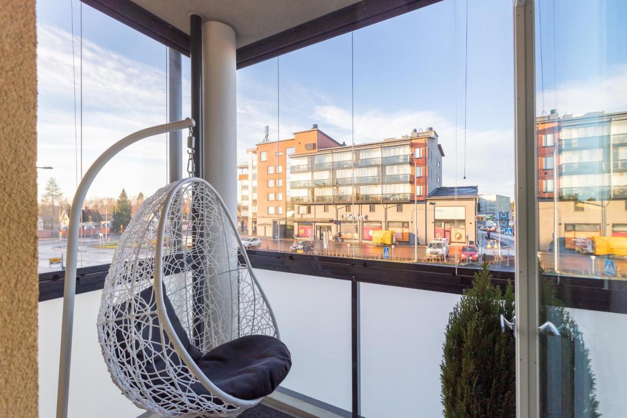 Valoisa Parvekkeellinen Kaksio, Oma Parkkipaikka Apartman Tampere Kültér fotó