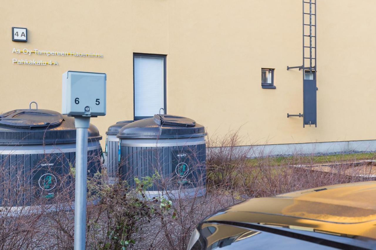 Valoisa Parvekkeellinen Kaksio, Oma Parkkipaikka Apartman Tampere Kültér fotó
